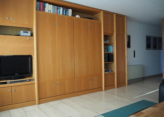 Apartman 142 In *